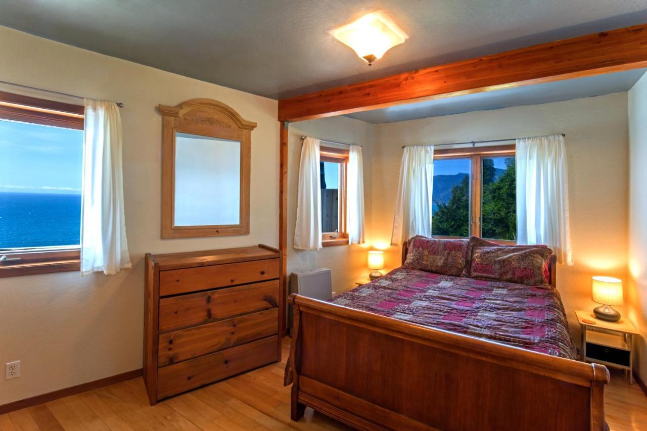 Amazing Oceanview 2 Bedroom Oceanfront! By Oceanviewhottubs Shelter Cove, Ca Tesla Ev Station エクステリア 写真